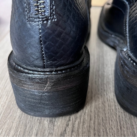 Free People Santa Fe Lace Up Boot In Black Embossed Size 39 - Picture 9 of 12